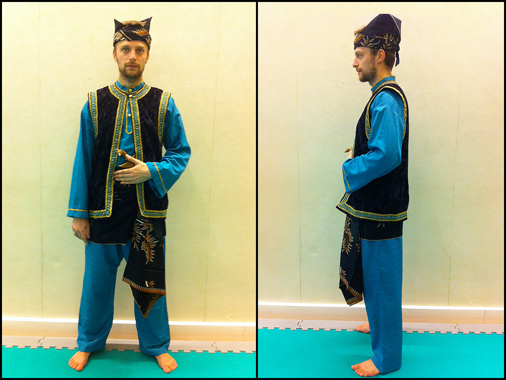 Tenue de pencak silat traditionnelle, style Seni Gayung Fatani