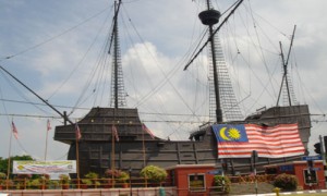 Melaka - Musée bateau - Culture-Silat