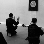 Pencak Silat - Langkah Bunga Sembah à la fin du cours de Silat Fatani à Paris