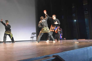 Culture Silat - Démo Silat Festival Langues et Culture - Avon 2018 (9)