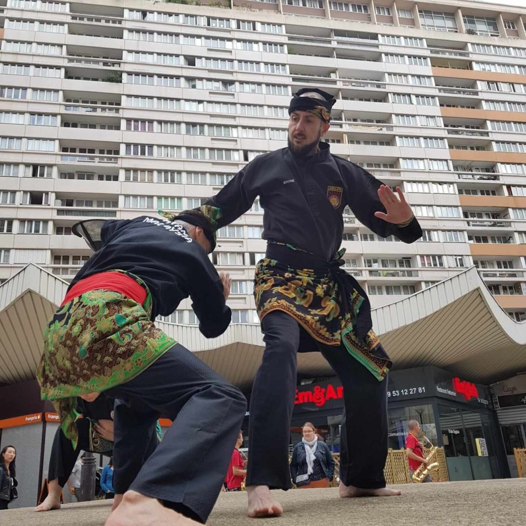 Culture Silat - Démo Silat Seni Gayung Fatani Malaysia - Festival Arts Olympiades 2019 (1)