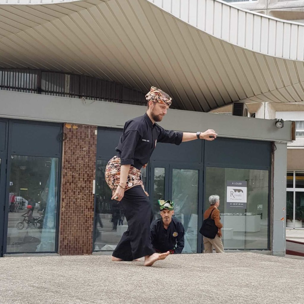 Culture Silat - Démo Silat Seni Gayung Fatani Malaysia - Festival Arts Olympiades 2019 (12)