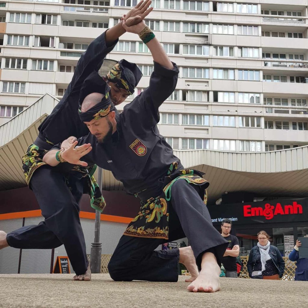 Culture Silat - Démo Silat Seni Gayung Fatani Malaysia - Festival Arts Olympiades 2019 (3)