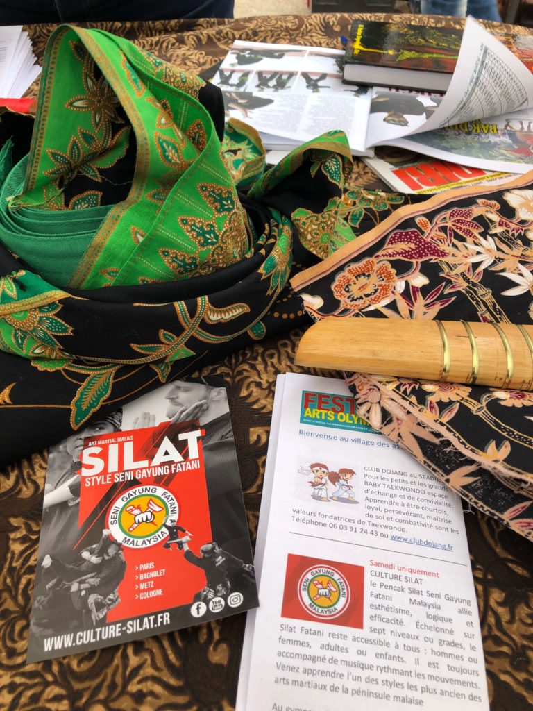 Culture Silat - Démo Silat Seni Gayung Fatani Malaysia - Festival Arts Olympiades 2019 (9)