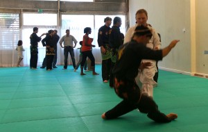 Penchak Silat - Les participants à l'atelier découverte du Seni Gayung Fatani