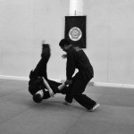 Pencak Silat - Chute au sol violente