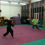 Penchak Silat - Entraînement au tapak empat en malaisie