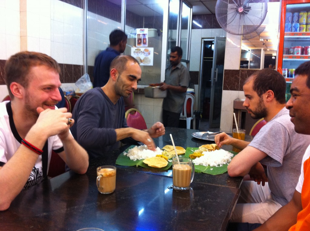 Penchak Silat - Repas la veille du premier jour de stage pencak silat en malaisie