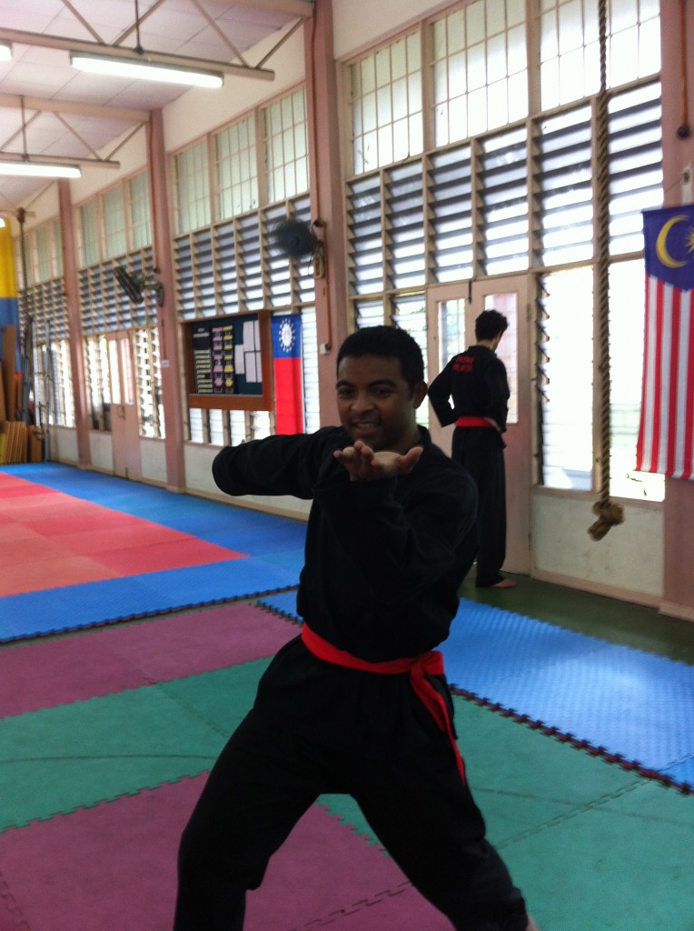 Penchak Silat - Bunga Merah Seni Gayung Fatani Malaysia