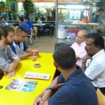 Carnet de Voyage en Malaisie 2014 - Premier repas chez Anjung avec Izhar et Raju