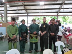 Pencak Silat - Les musiciens et démonstrateurs après la démo